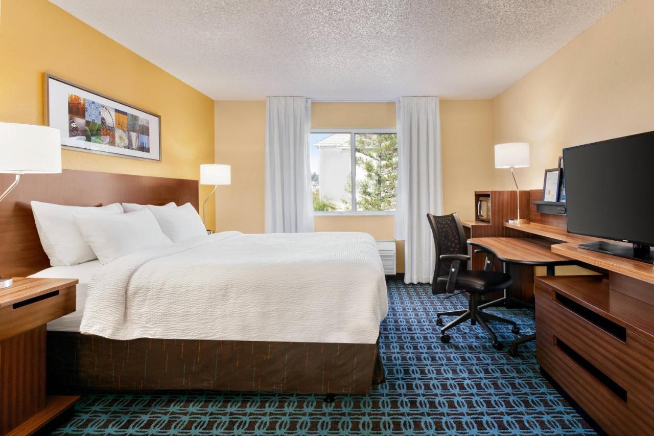 Fairfield Inn Roseville Bagian luar foto