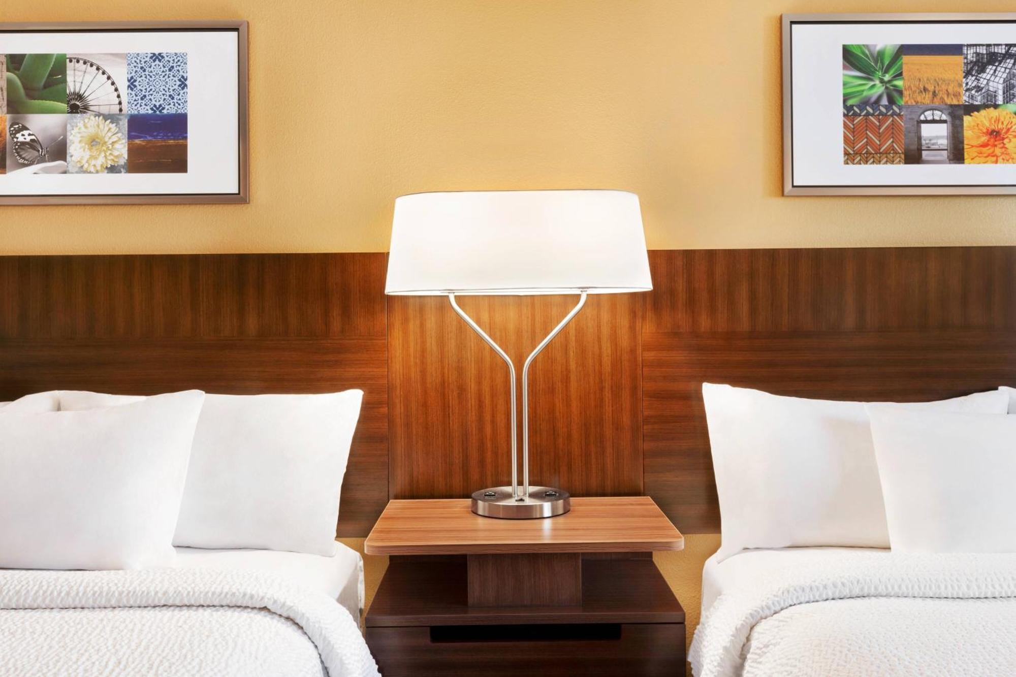 Fairfield Inn Roseville Bagian luar foto