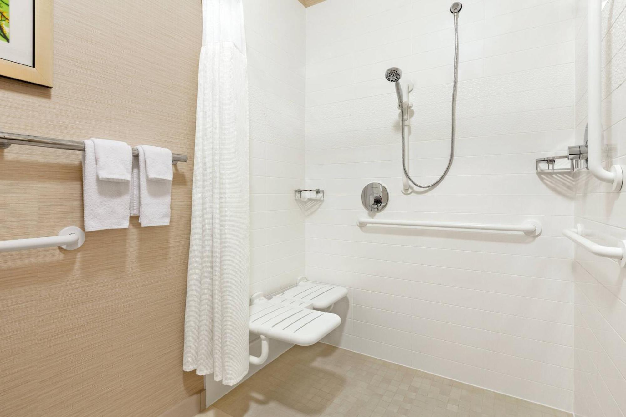 Fairfield Inn Roseville Bagian luar foto