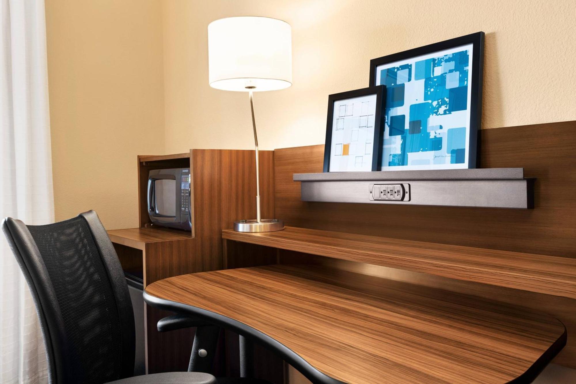 Fairfield Inn Roseville Bagian luar foto