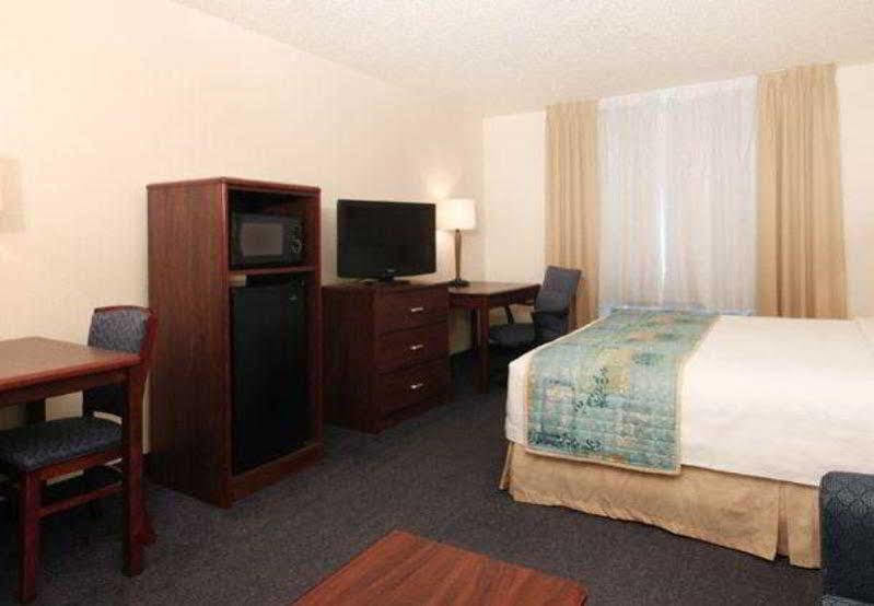 Fairfield Inn Roseville Bagian luar foto