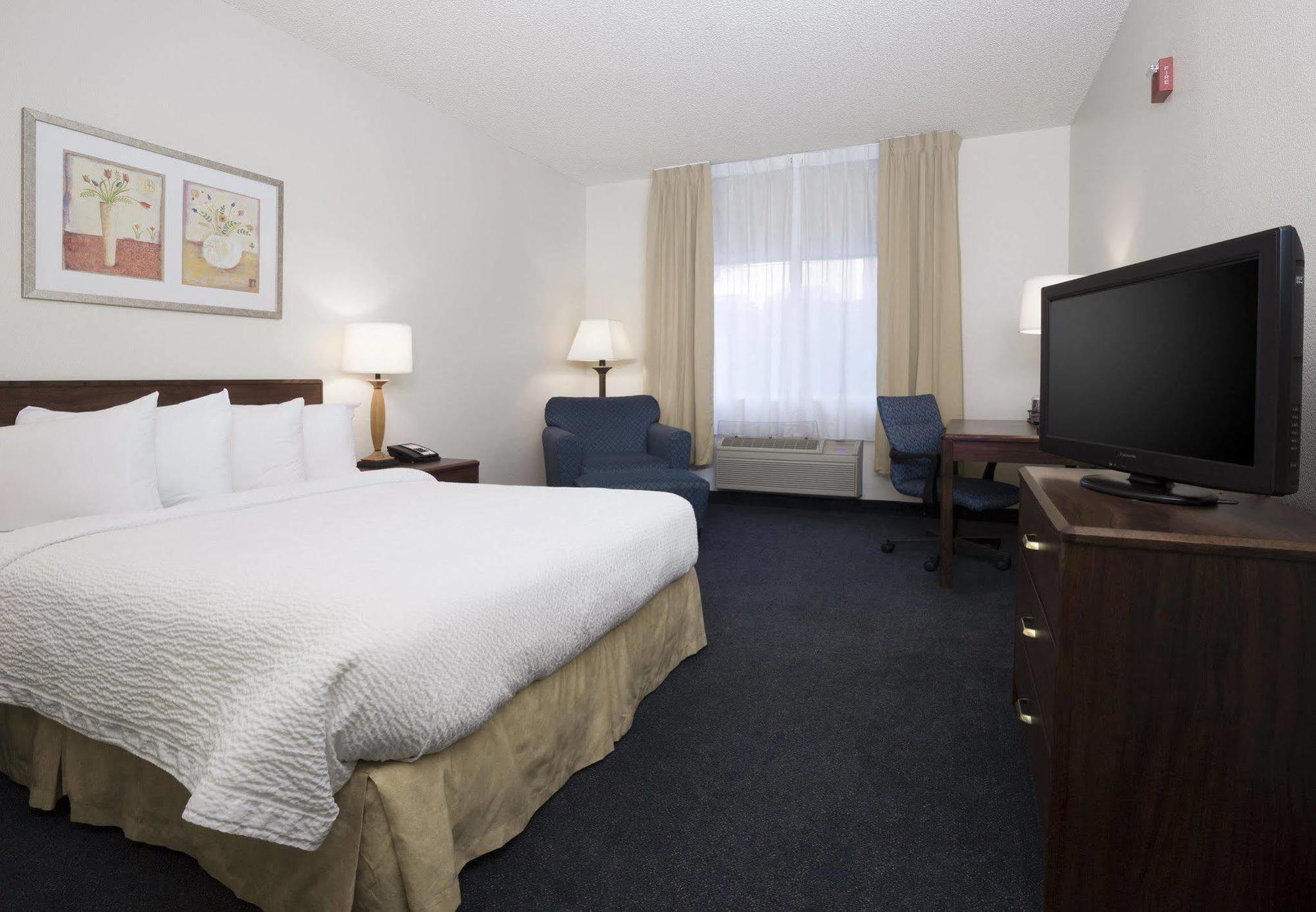 Fairfield Inn Roseville Bagian luar foto