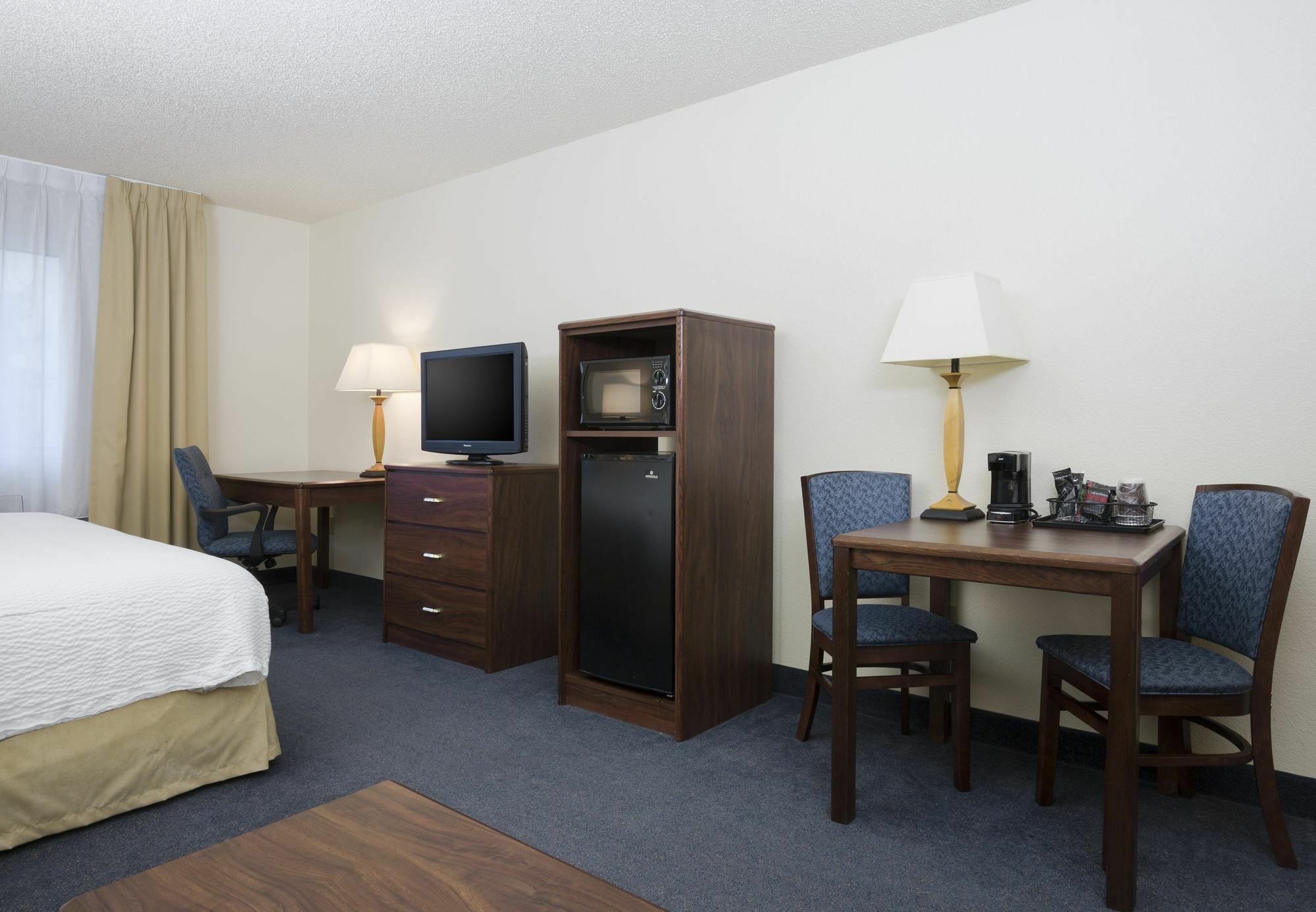 Fairfield Inn Roseville Bagian luar foto